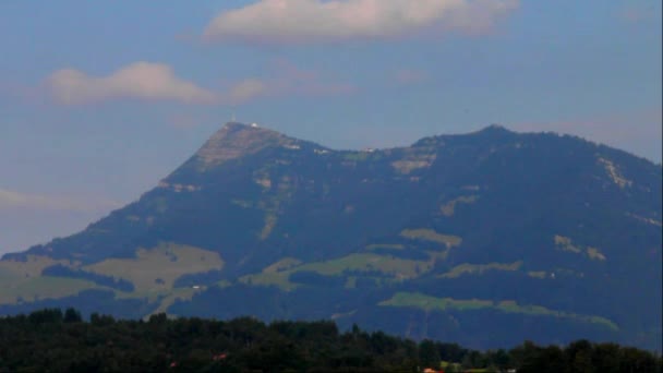 Montanhas perto do Lago Lucerna, Suíça — Vídeo de Stock