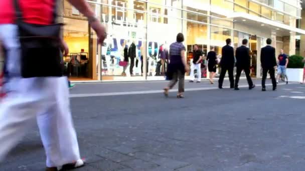 Dusseldorf Street With People. Paesi Bassi — Video Stock