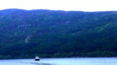 arayışı içinde Loch Ness Gölü canavarı ünlü