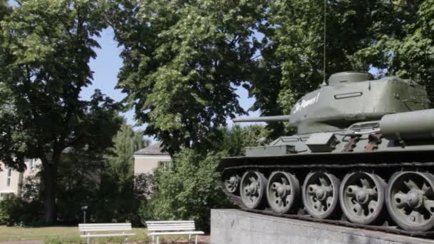 Tanque T-34 Tanque ruso de la Segunda Guerra Mundial — Vídeos de Stock