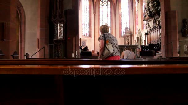 Католицька церква. Katholisch Stiftskirche Baden-Baden.germany — стокове відео