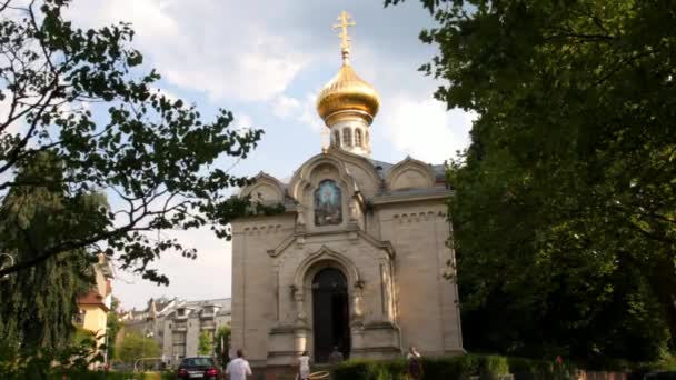 Russisch-orthodoxe kerk van de gedaanteverwisseling. Baden-Baden. Duitsland — Stockvideo