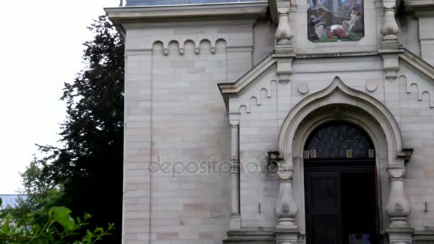 Russisch-orthodoxe kerk van de gedaanteverwisseling. Baden-Baden. Duitsland — Stockvideo