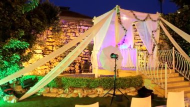 Yahudi gelenekleri düğün töreni. Düğün gölgelik (chuppah veya huppah).
