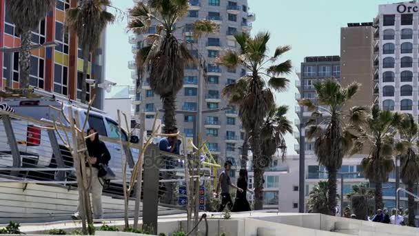 Hayarkon Street in Tel Aviv. Weergave in de buurt van Orchid Hotel — Stockvideo