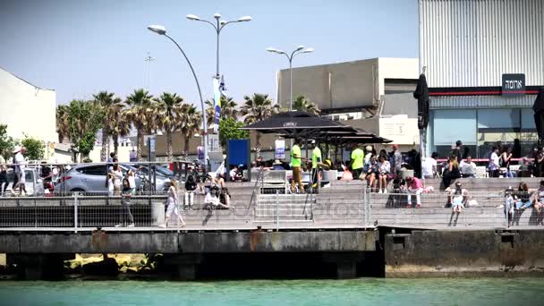 New Embankment of Tel Aviv (Old Port) Popular Recreational Area and Shopping Mall — Stock Video