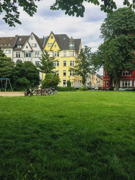 Dusseldorf. Vista do parque Frankenplatz — Fotografia de Stock