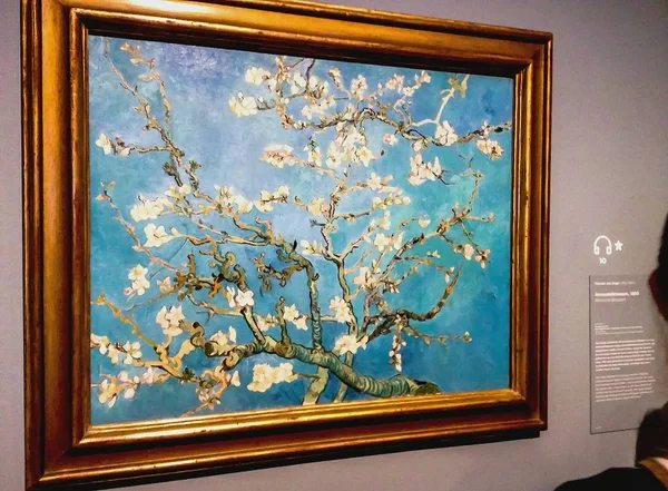 Цветение миндаля художником Винсентом Ван Гогом — стоковое фото