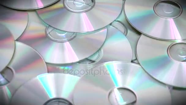 Discos de CD o DVD ópticos Macro Compact giratorios — Vídeos de Stock