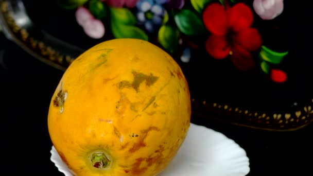 Fresh Ripe Tropical Papaya on White Plate in Modern Kitchen — Stock Video