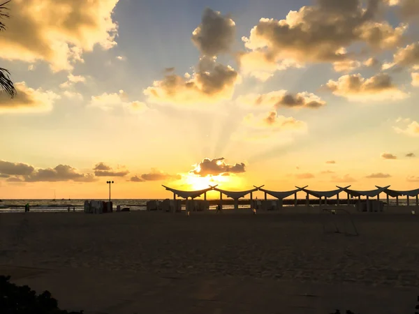 Prachtige zonsondergang van de Middellandse Zee — Stockfoto