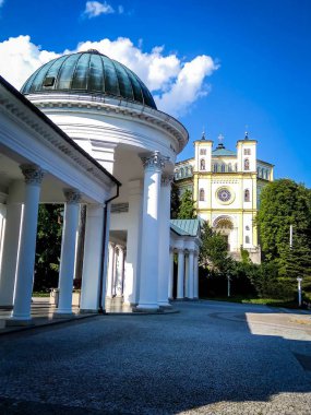 Marianske Lazne 'de maden suyu kaynakları ile Colonnade