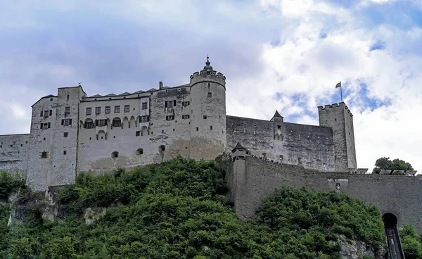 Hohensalzburg Castle (Festung Hohensalzburg). Salzburg, Austria. — стокове фото