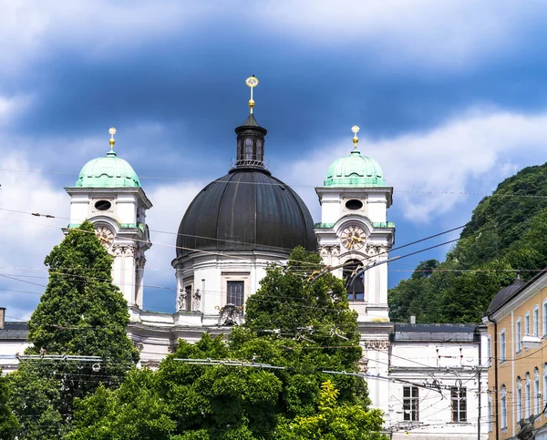 三一教堂（Dreifaltigkeitskirche） 。萨尔茨堡奥地利 — 图库照片