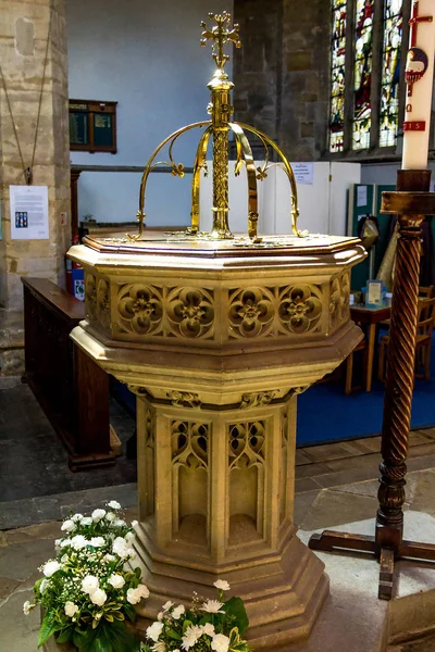 Interior da Igreja da Santíssima Trindade em Stratford-upon-Avon — Fotografia de Stock