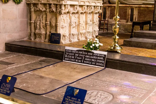 Túmulo do famoso dramaturgo e poeta inglês William Shakespeare — Fotografia de Stock