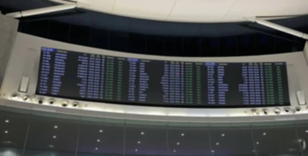 Informatiebord Voor Passagiers Grote Internationale Luchthaven Wazig Zicht — Stockfoto