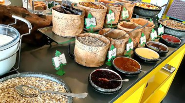 Kudüs, İsrail - 31 Aralık 2019: Lüks Otel 'de Kahvaltı Saati