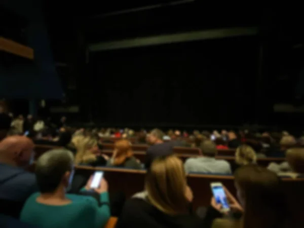 Toeschouwers Het Theater Auditorium Voor Voorstelling Wazig Zicht — Stockfoto