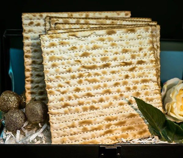 Pesach Joods Pasen Feest Pascha Matzah Lederen Kistje Met Souvenirappels — Stockfoto