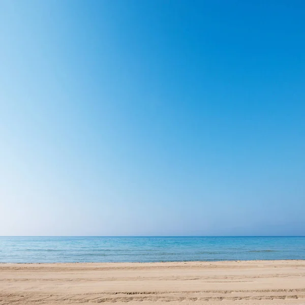 Meer Sand Himmel und Sommertag — Stockfoto