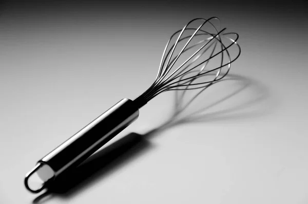 Кухонная утварь Whisk Beater — стоковое фото