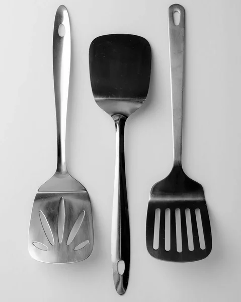 Kuchyně vaření nádobí špachtle stříbrná — Stock fotografie