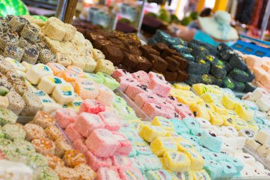 Doğulu şekerlerle, şekerlerle