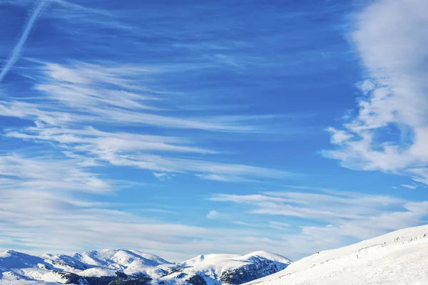 Paisagem Montanhas Cobertas Neve Inverno — Fotografia de Stock