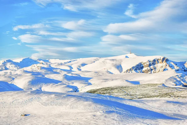 Landschap Van Besneeuwde Bergen Winter — Stockfoto