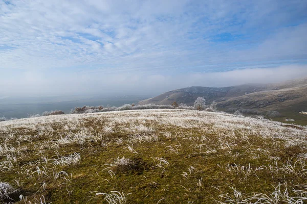 Montanhas Geladas Inverno Paisagem Colinas — Fotografia de Stock