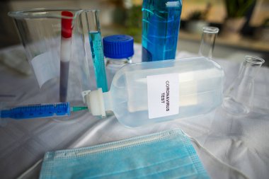 Laboratuvarda Coronavirus testi, covid 19 salgın hastalığı.