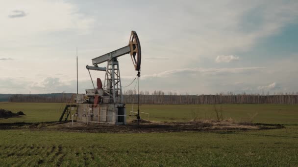 Teknolojik Petrol Gaz Üretimi Üretim Ulaşım Petrol Işleme Dünya Nüfusu — Stok video