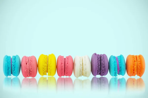 Macaroons ou macarons franceses coloridos — Fotografia de Stock