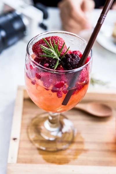 Strawberry soda cocktail drinks — Stock Photo, Image