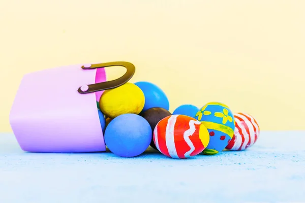 Easter background with Easter eggs — Stock Photo, Image