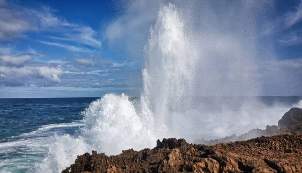 Zicht Quobba Blazen Gaten West Australië Krachtige Oceaan Zwelt Kracht — Stockfoto