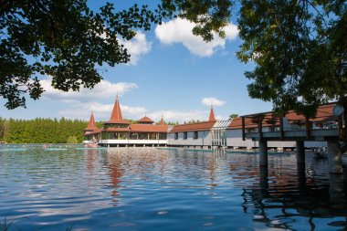 Göl Macaristan, wolrd 2 en büyük doğal Savaşı bulunan Heviz