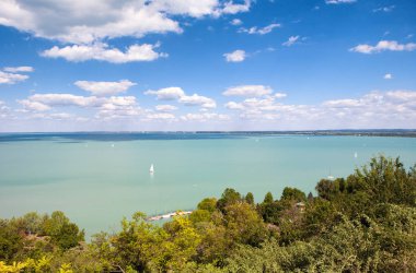 Lake Balaton Tihany Macaristan üzerinden panoramik manzaralı