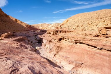 Red Canyon cazibe Eilat dağlarda, İsrail