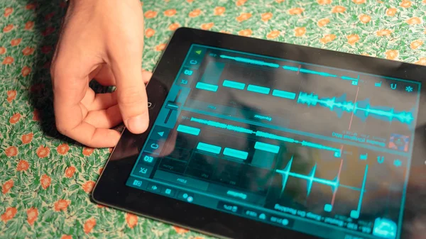 use music app on a tablet