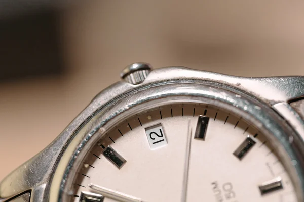 Aço relógio de pulso close-up — Fotografia de Stock