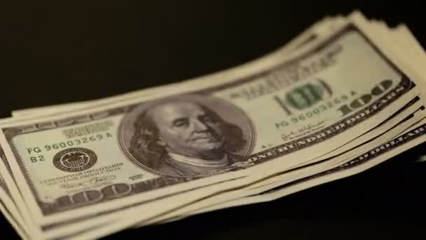 Stapel geld groeit — Stockvideo