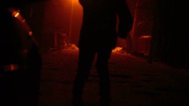 Siluet korkunç zombi gece