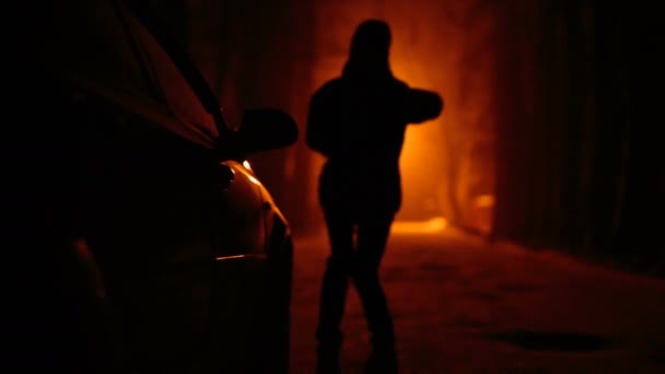 Silhouet verschrikkelijke zombie nacht — Stockvideo