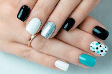 Kadın moda manikür