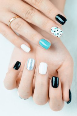 Kadın moda manikür