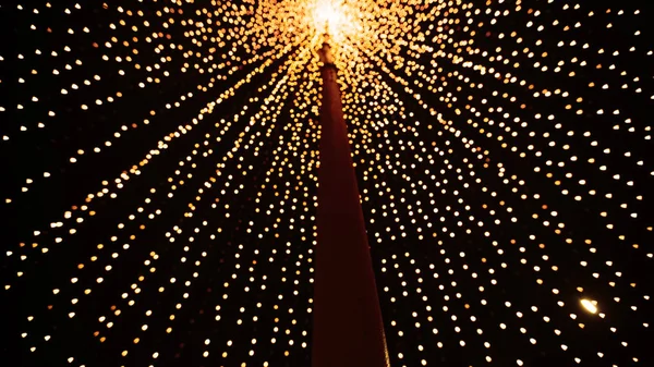 Żółte światła Bożego Narodzenia — Zdjęcie stockowe