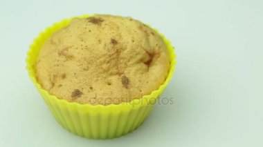 Cupcake beyaz arka plan portre üzerinde ev