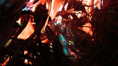 Tel ateş içinde ateş